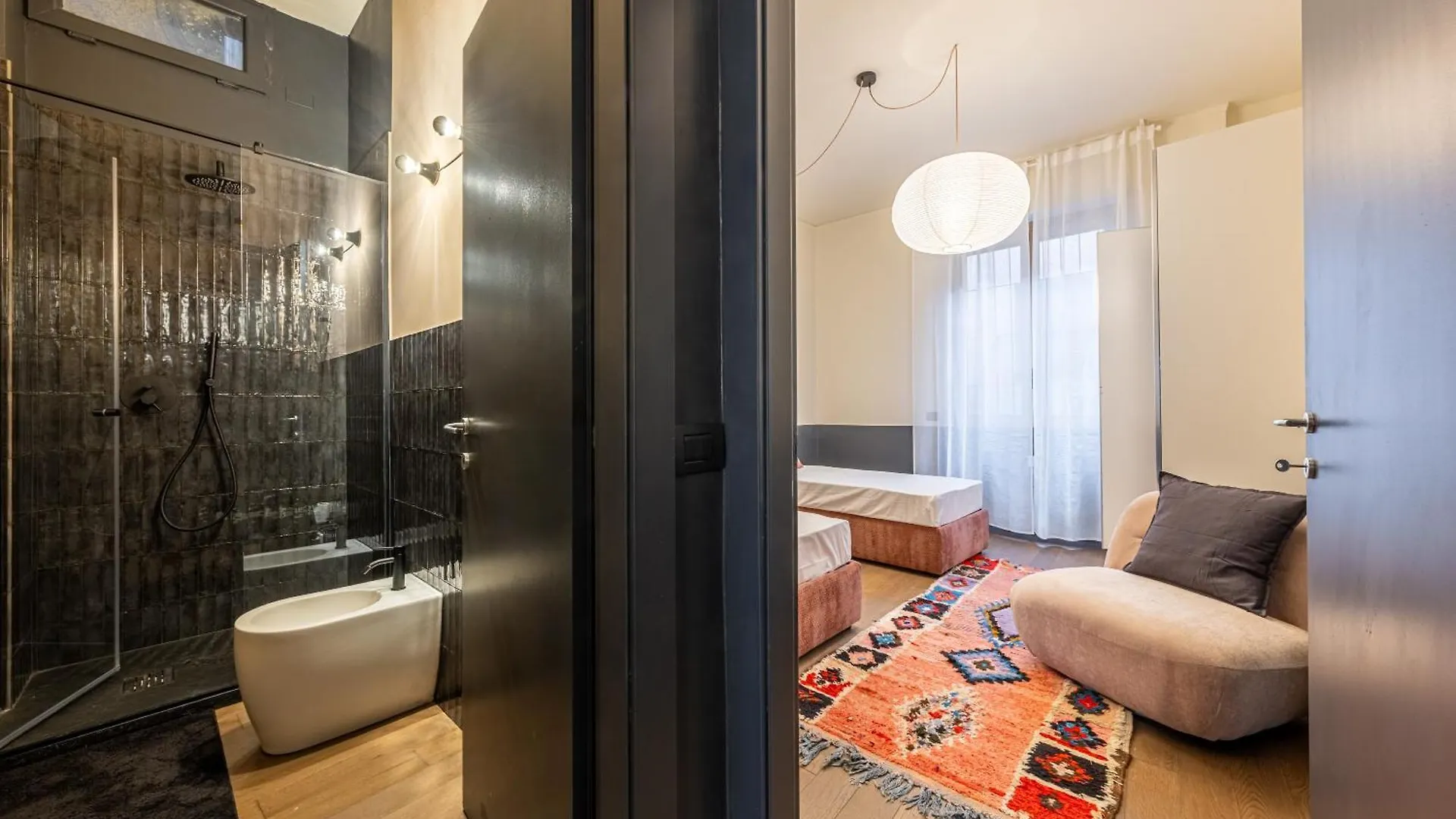 Zuretti Modern Comfort Near Central Station Milan Italy